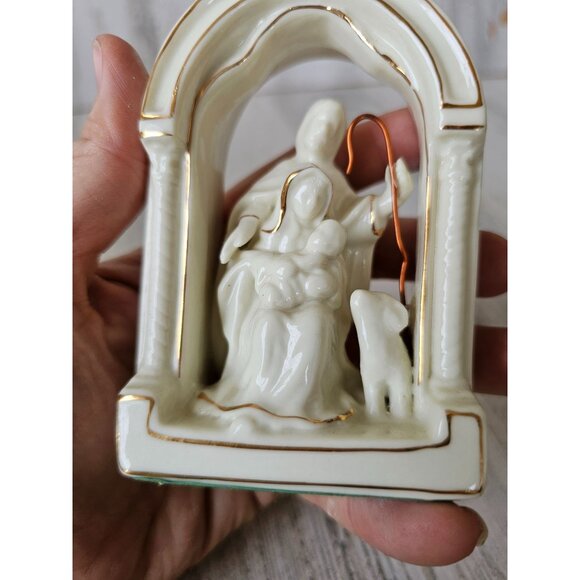 Vintage porcelain Joseph Mary Jesus lamb white religious statue figuring decor - Picture 6 of 7